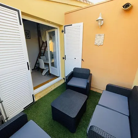 Apartment Avec Mezzanine, Terrasse Et Parking A 5 Min De La - Fr-1-723-129 *